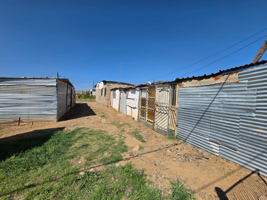 2 Bedroom Property for Sale in Bohlokong Free State